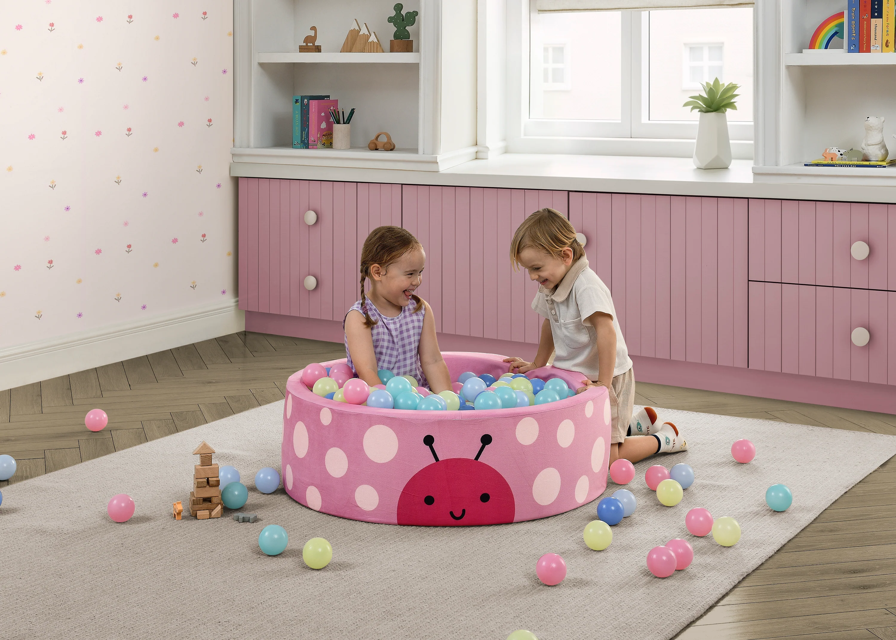 Ladybug Soft Ball Pit with 50 Play Balls