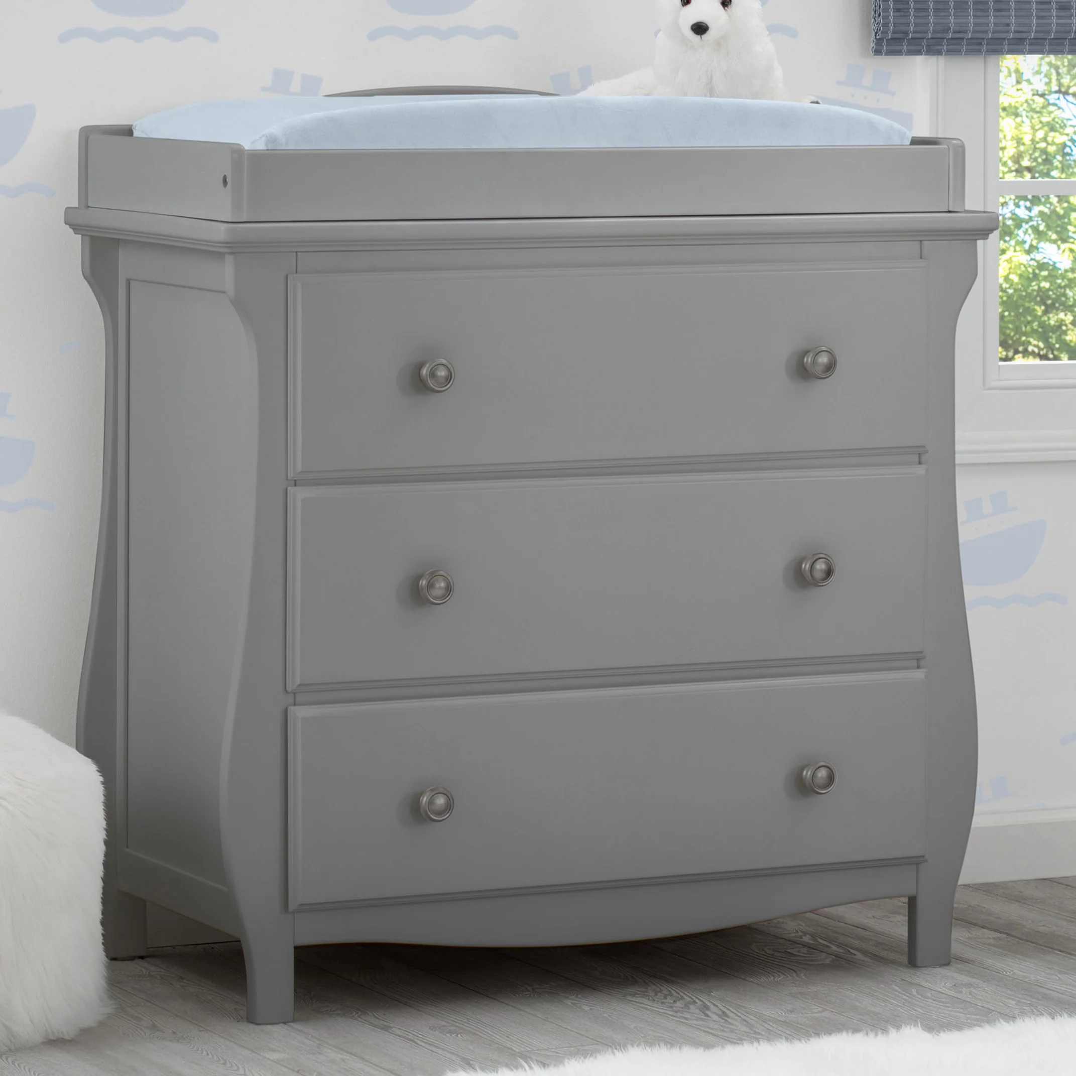 Lancaster 3 Drawer Dresser with Changing Top and Interlocking Drawers - Image 7