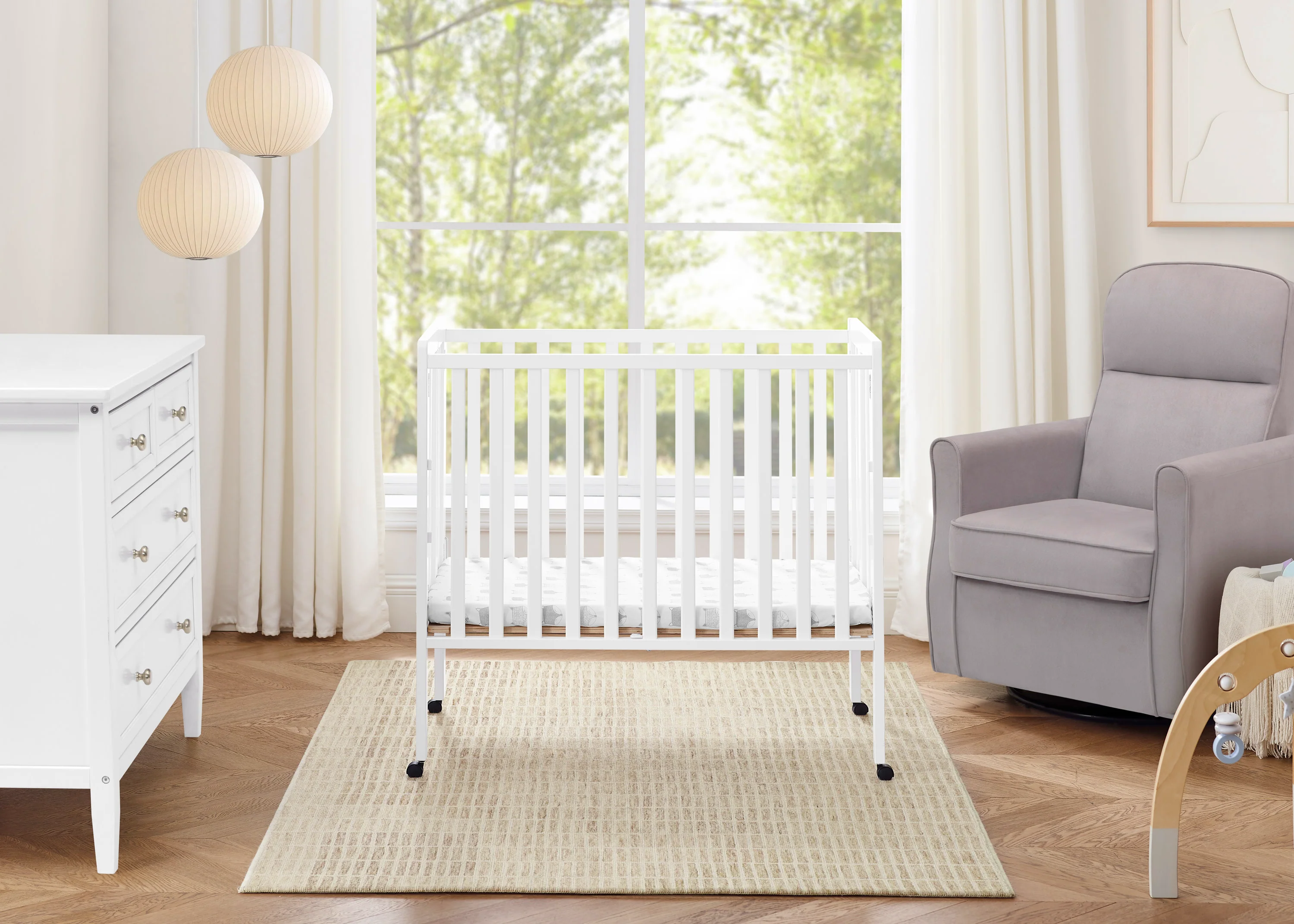 Lee Portable Folding Mini Crib with 1.5-Inch Mattress - Image 16