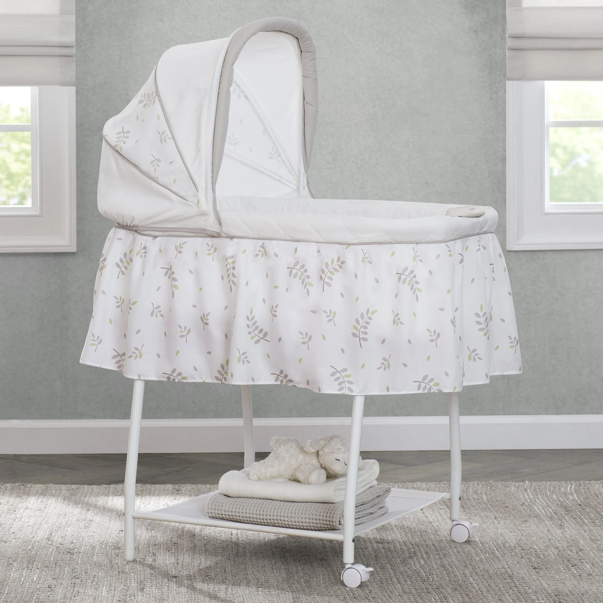 Silent Auto Gliding Bassinet - Image 5
