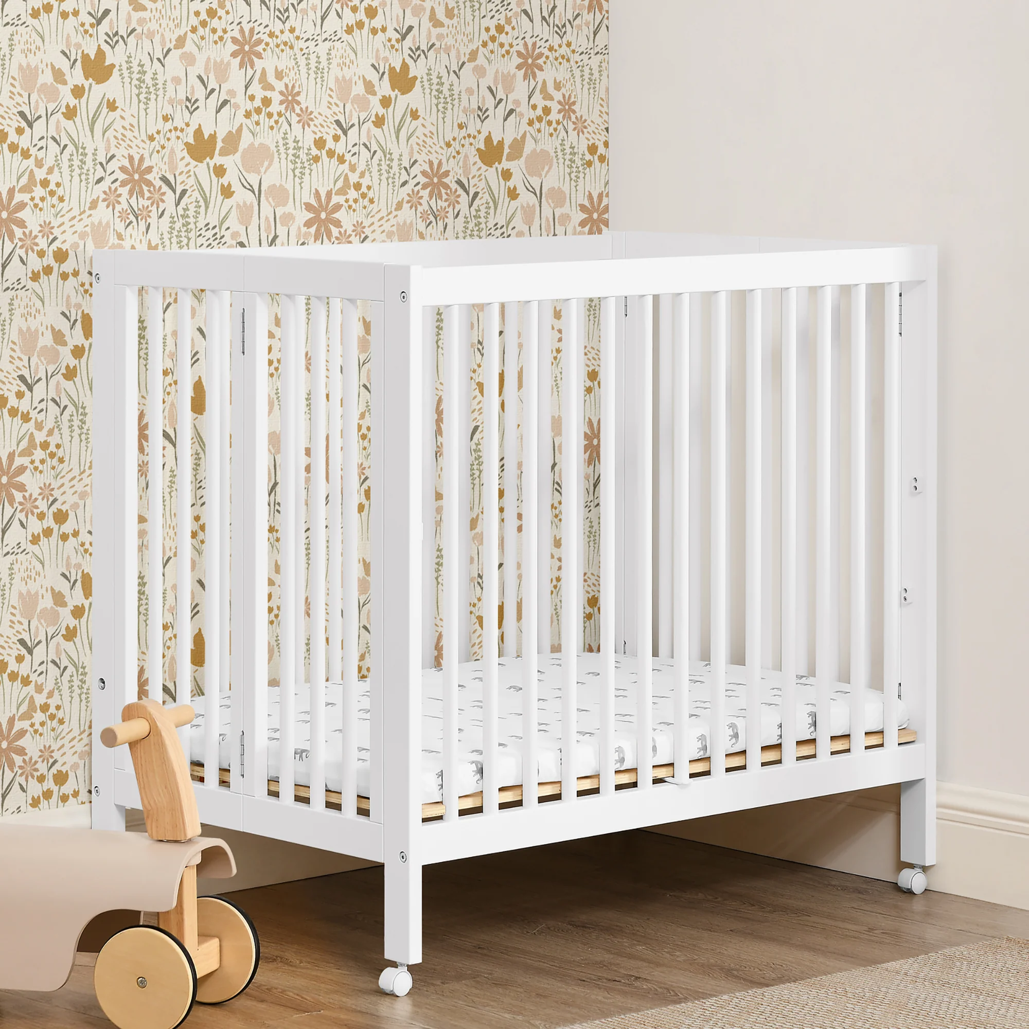 Mia Portable Folding Mini Crib with 1.5-Inch Mattress - Image 31