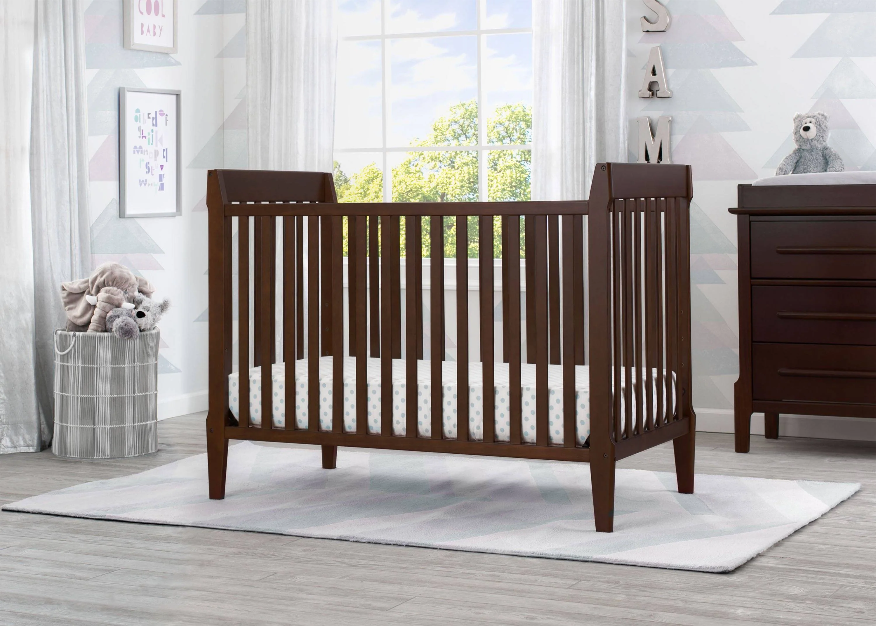 Mid-Century Modern Classic 5-in-1 Convertible Crib - Image 17