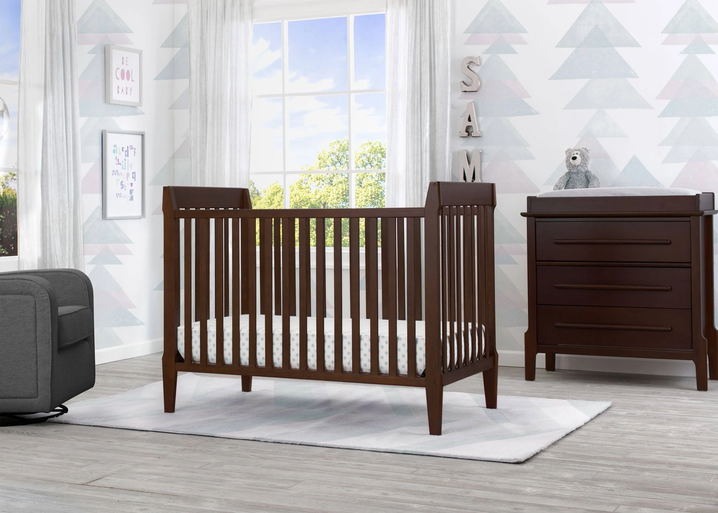 Mid-Century Modern Classic 5-in-1 Convertible Crib - Image 18