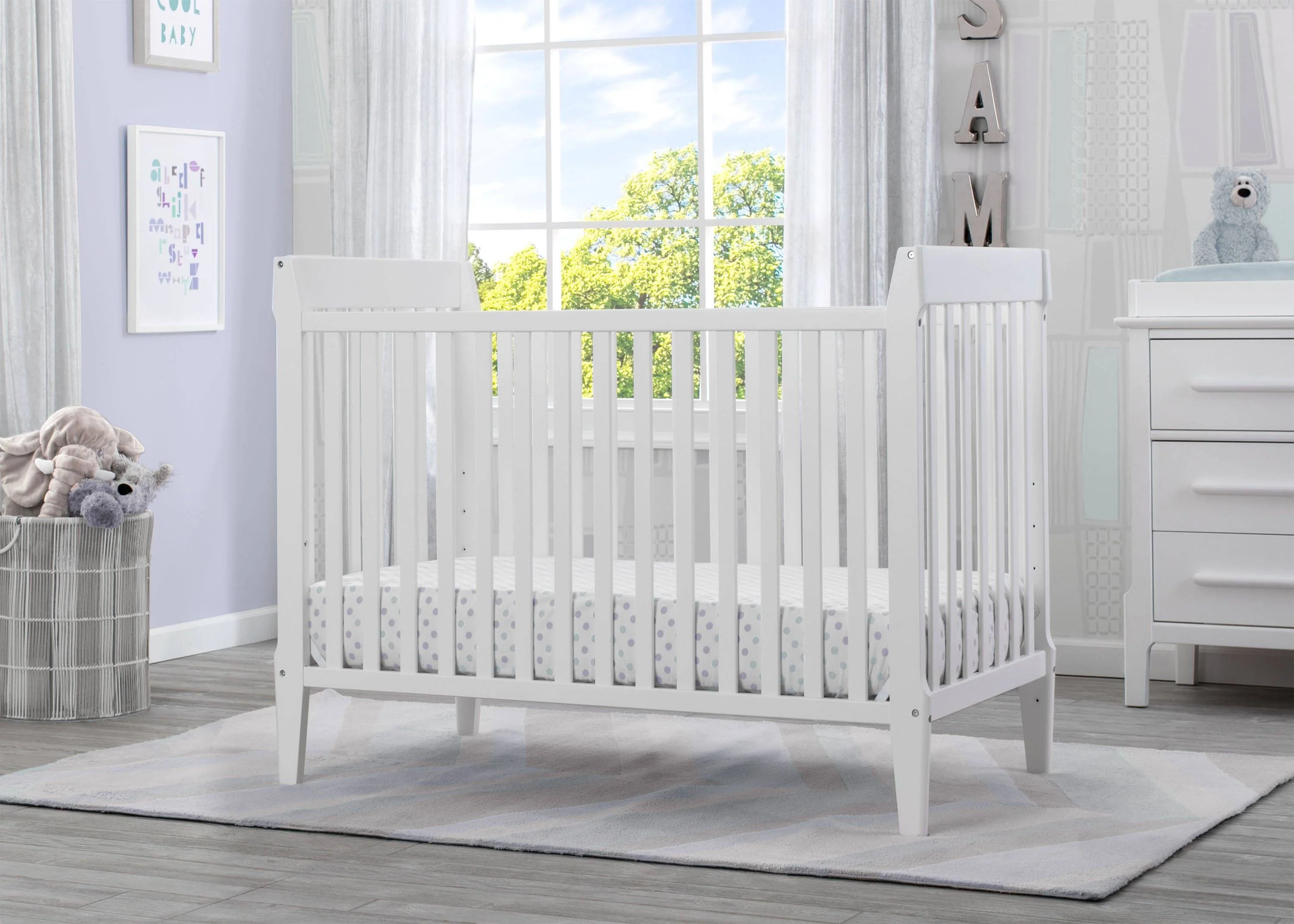 Mid-Century Modern Classic 5-in-1 Convertible Crib - Image 9