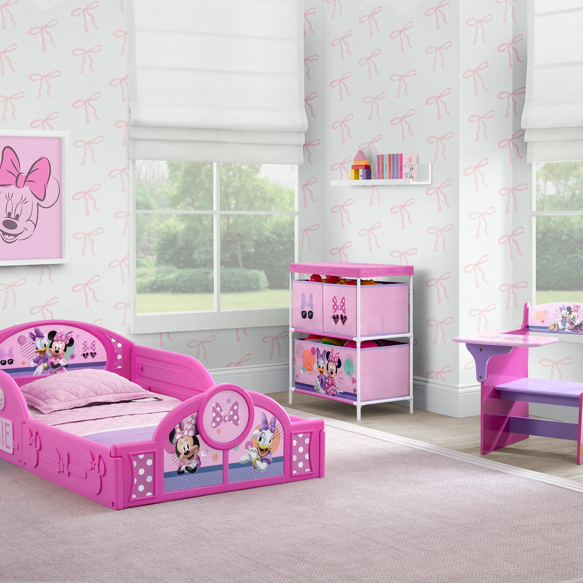 Minnie Mouse 3-Piece Toddler Bedroom Set - Image 11