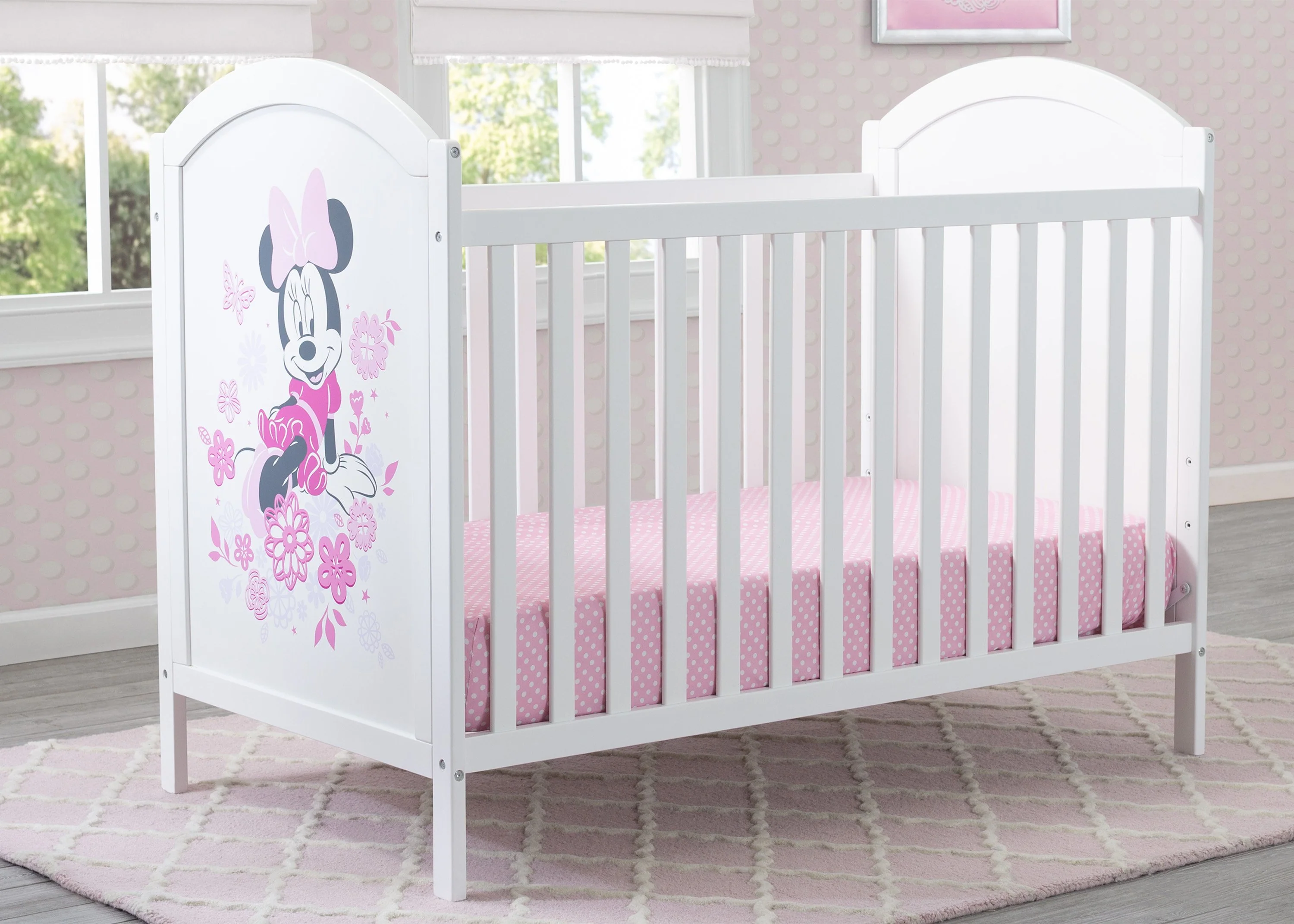 Minnie Mouse 4-in-1 Convertible Crib - Image 9