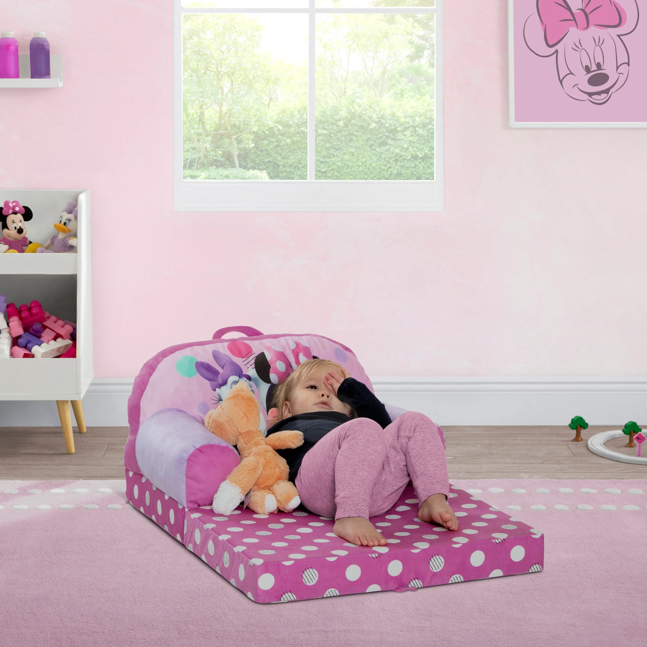 Minnie Mouse Cozee Buddy Flip-Out Chair - Image 11
