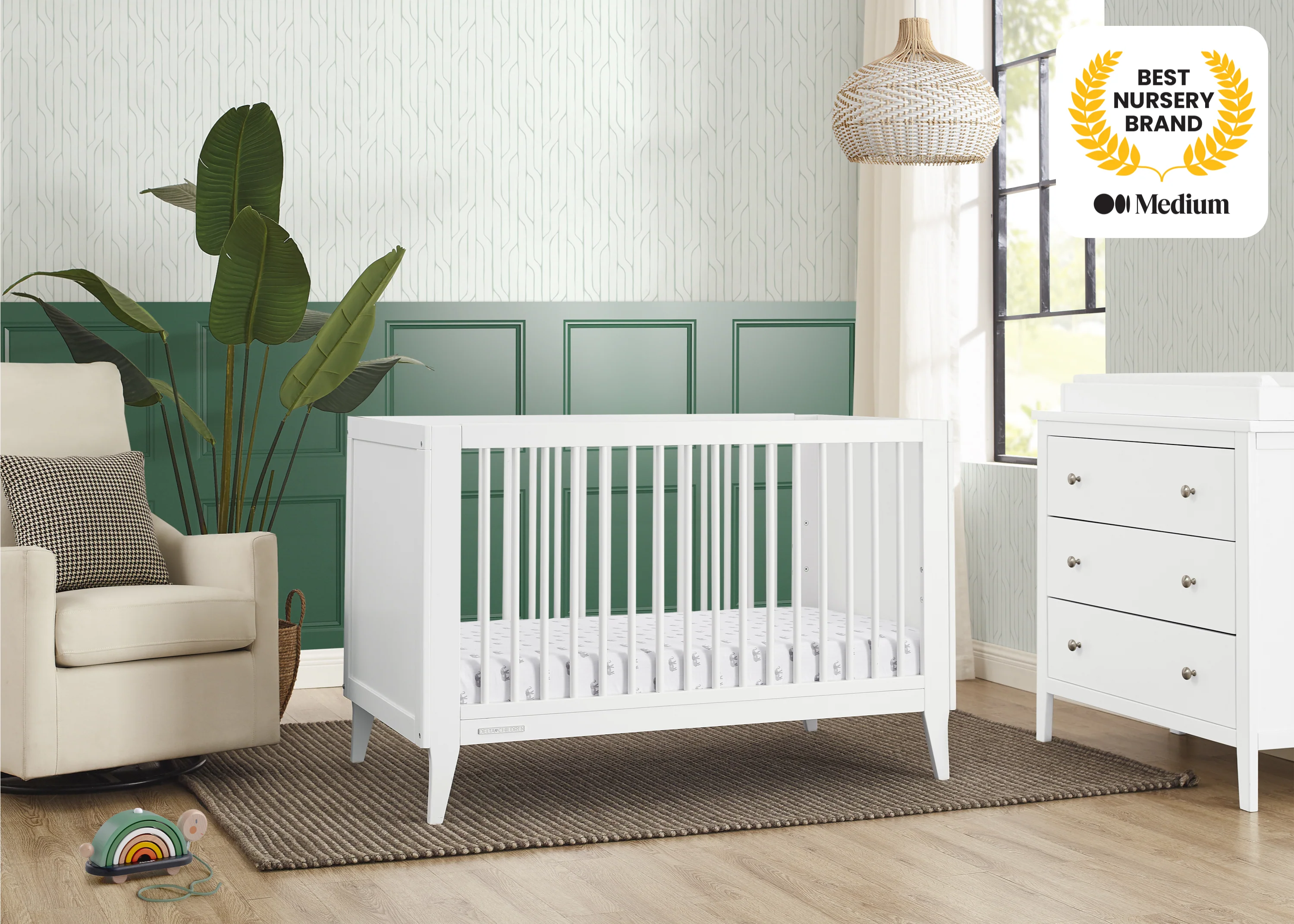Ollie 4-in-1 Convertible Crib - Image 2
