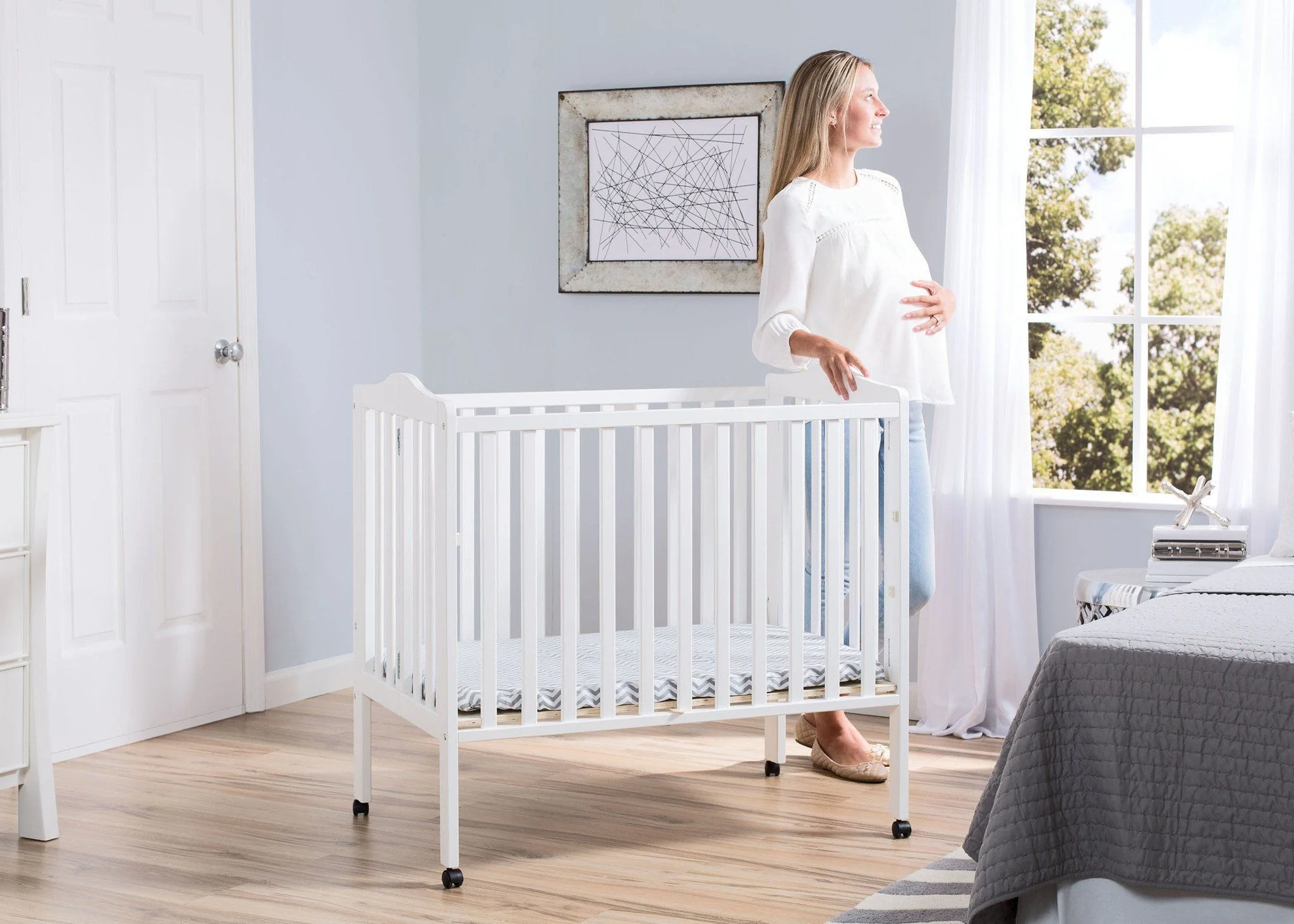 Portable Folding Crib with Mattress - Image 3