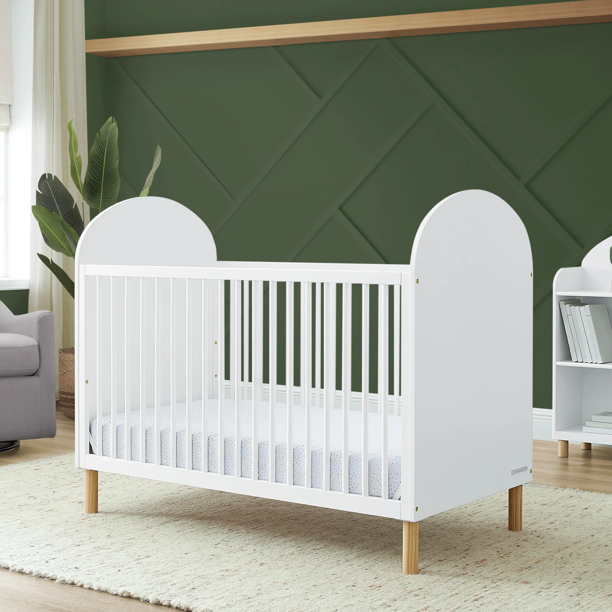 Reese 4-in-1 Convertible Crib - Image 7