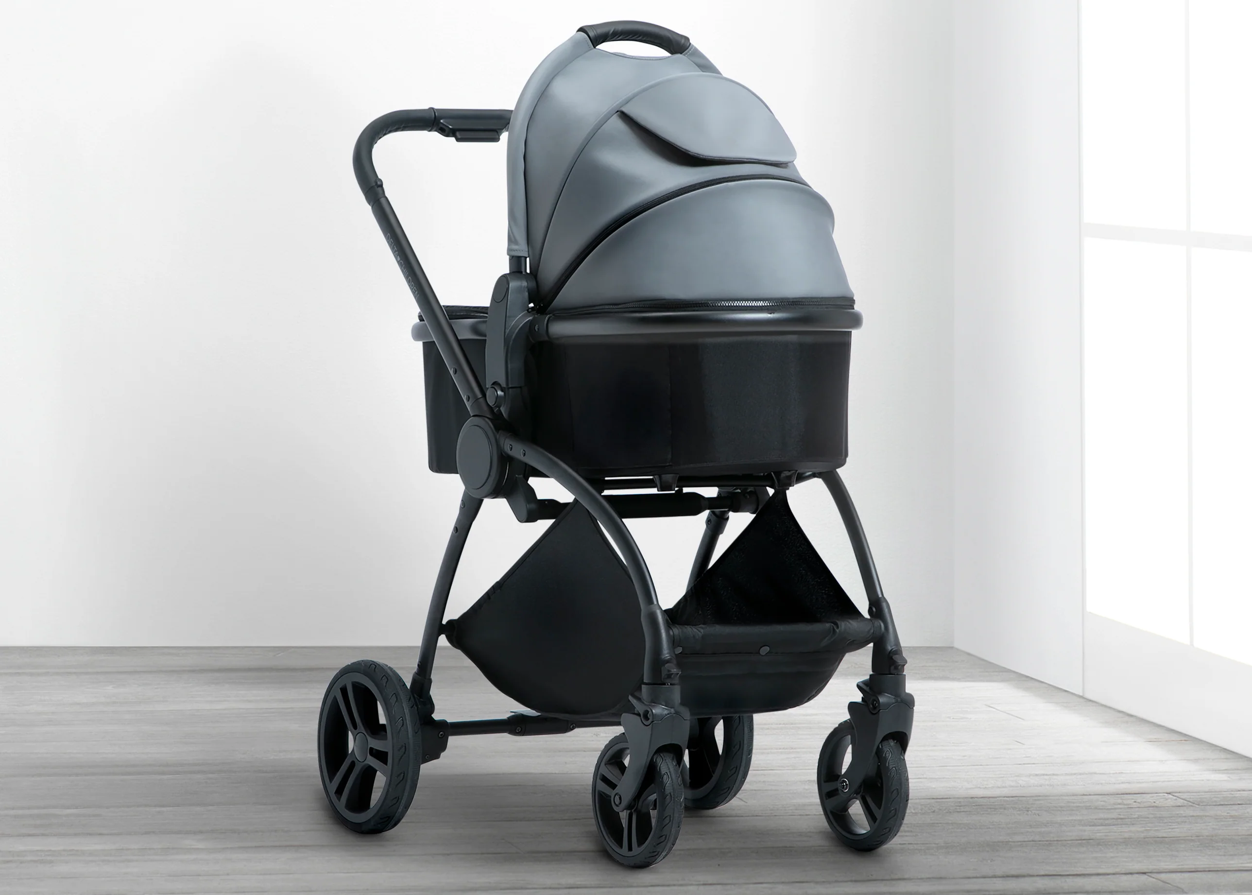 Revolve Bassinet