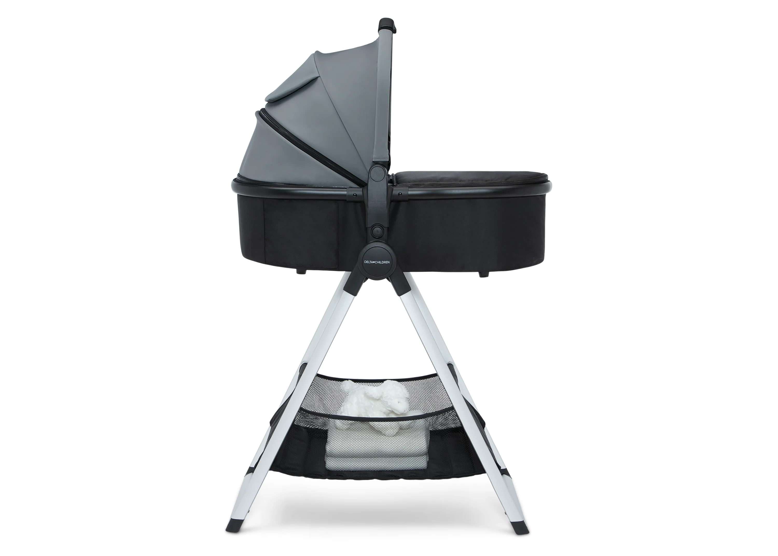 Revolve Bassinet - Image 4