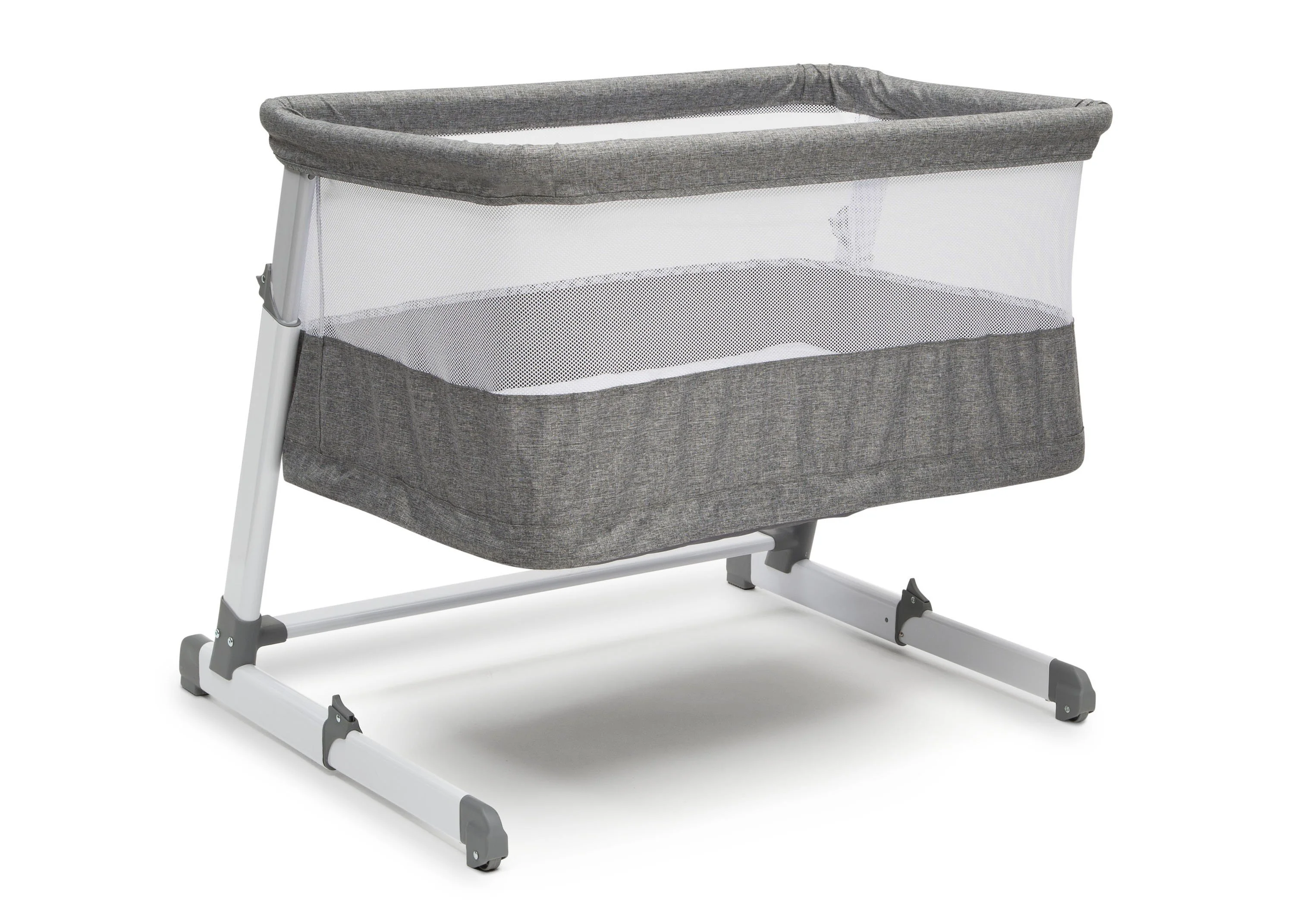 Simmons Kids® Room2Grow Convertible Bassinet - Image 10