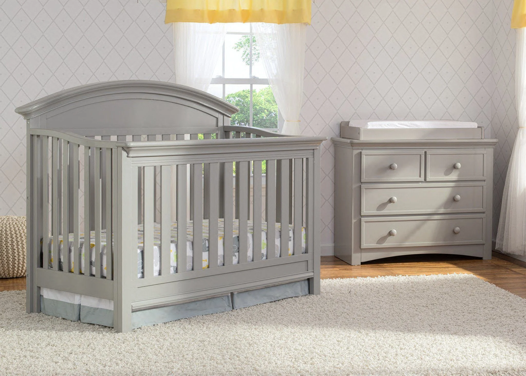 Aberdeen 4-in-1 Crib - Image 3