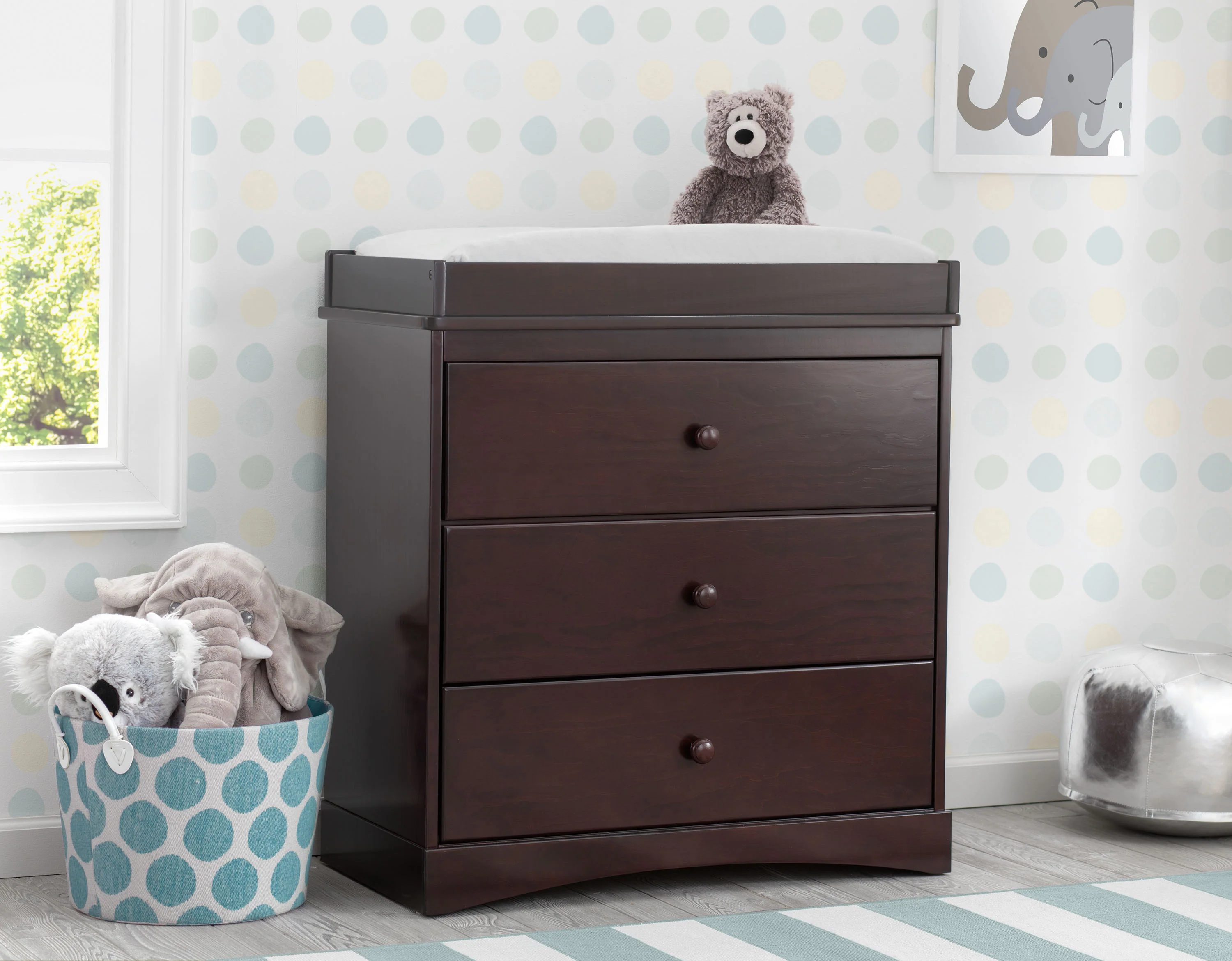 Skylar 3 Drawer Dresser with Changing Top and Interlocking Drawers - Image 27