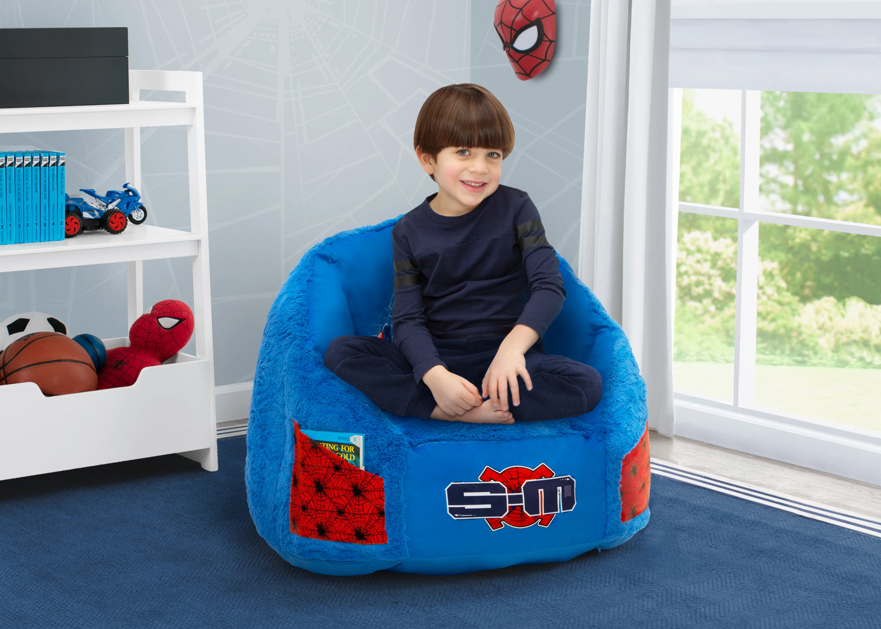 Spider-Man Cozee Fluffy Chair with Memory Foam Seat, Kid Size (For Kids Up To 10 Years Old) - Image 2