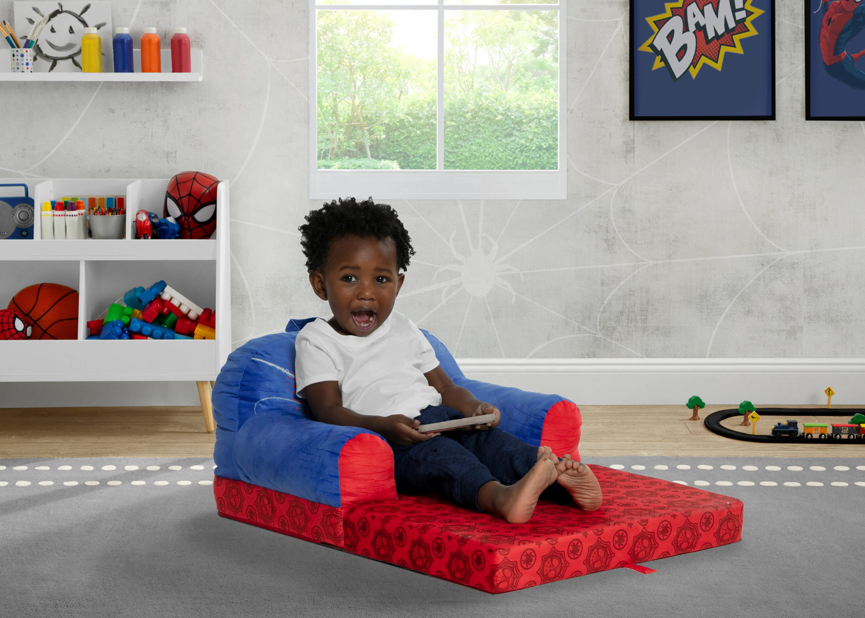 Spidey and His Amazing Friends Cozee Buddy Flip-Out Chair - Image 2