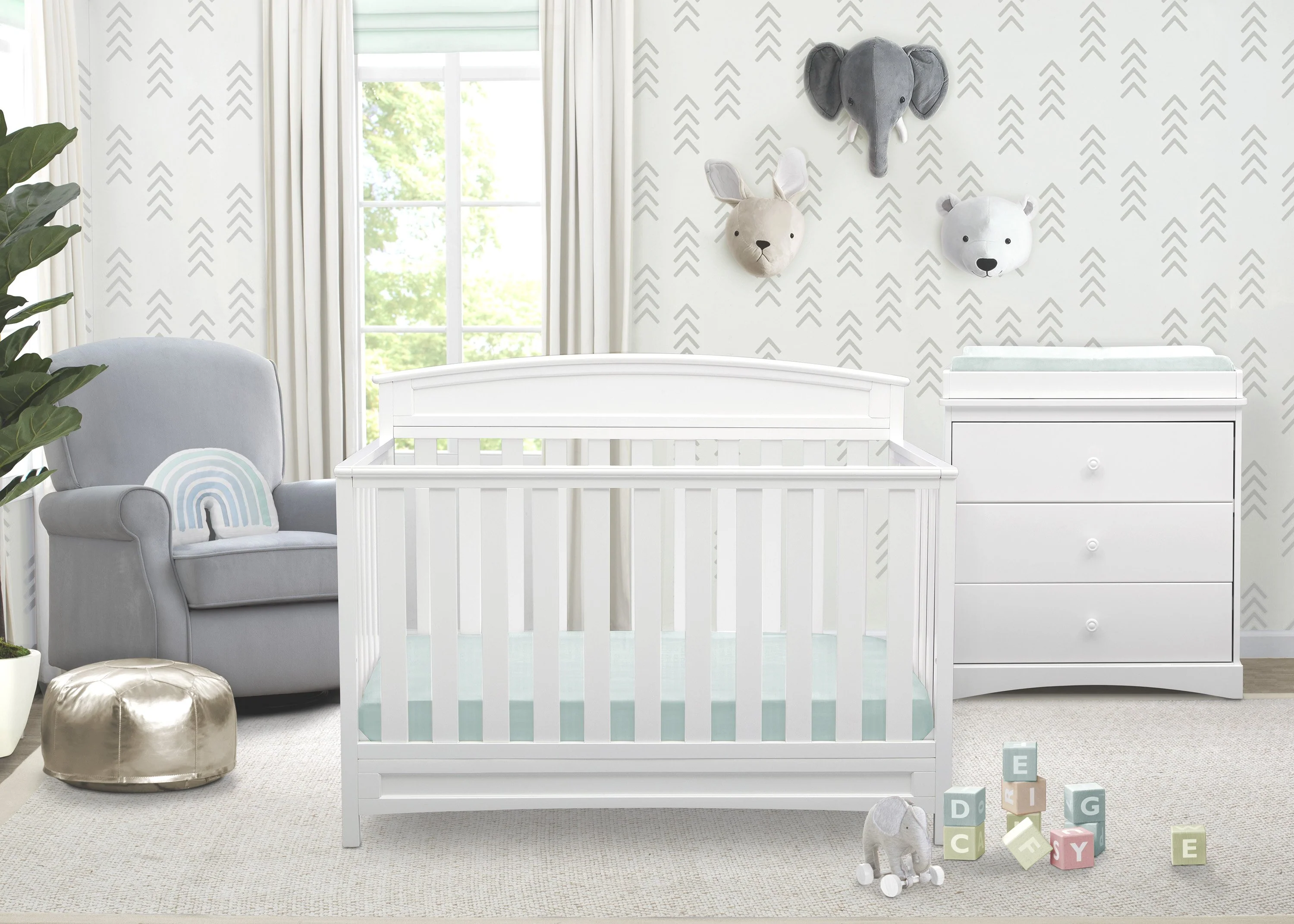 Sutton 4-in-1 Convertible Crib - Image 15