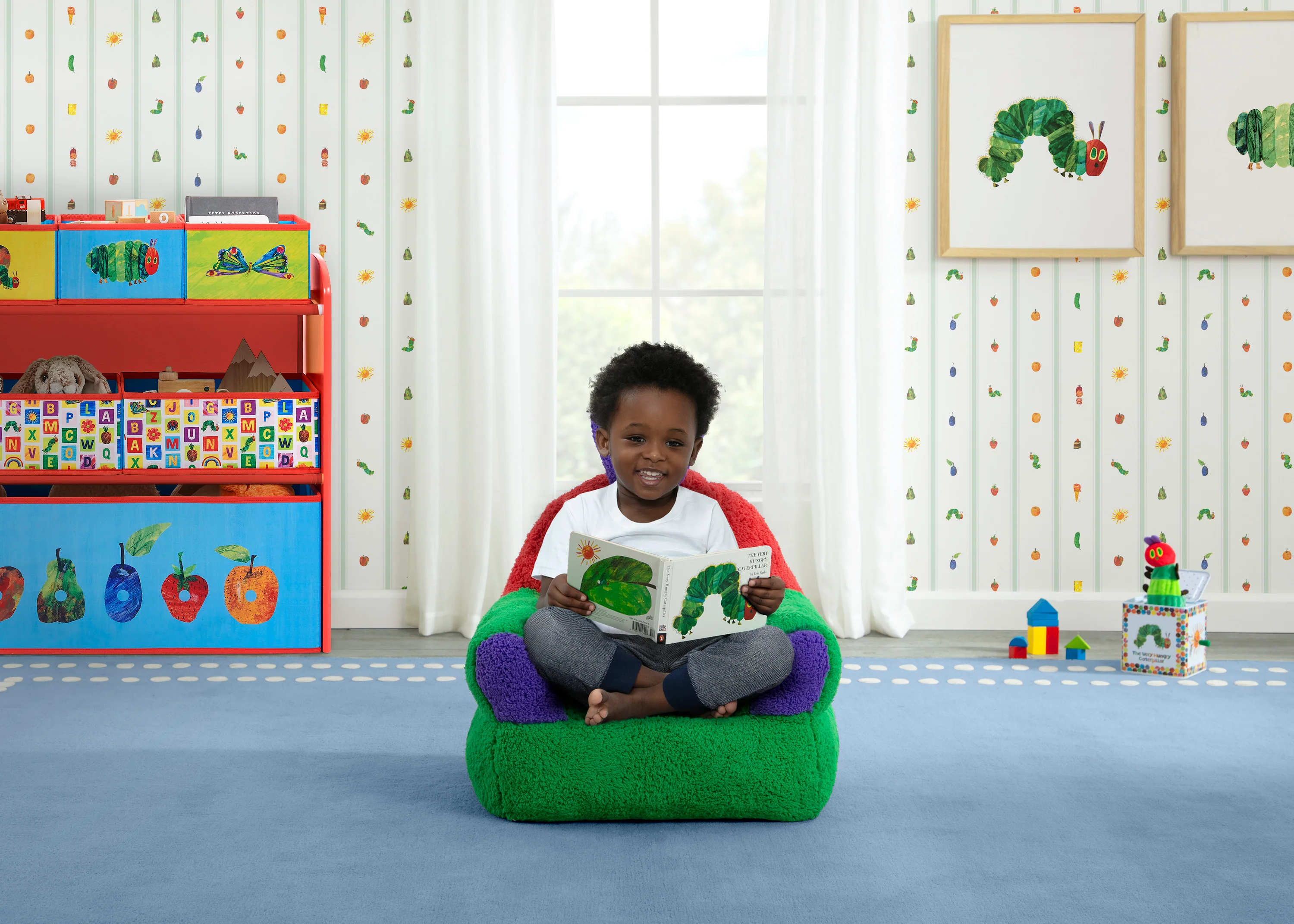 World of Eric Carle, The Very Hungry Caterpillar Cozee Buddy Chair