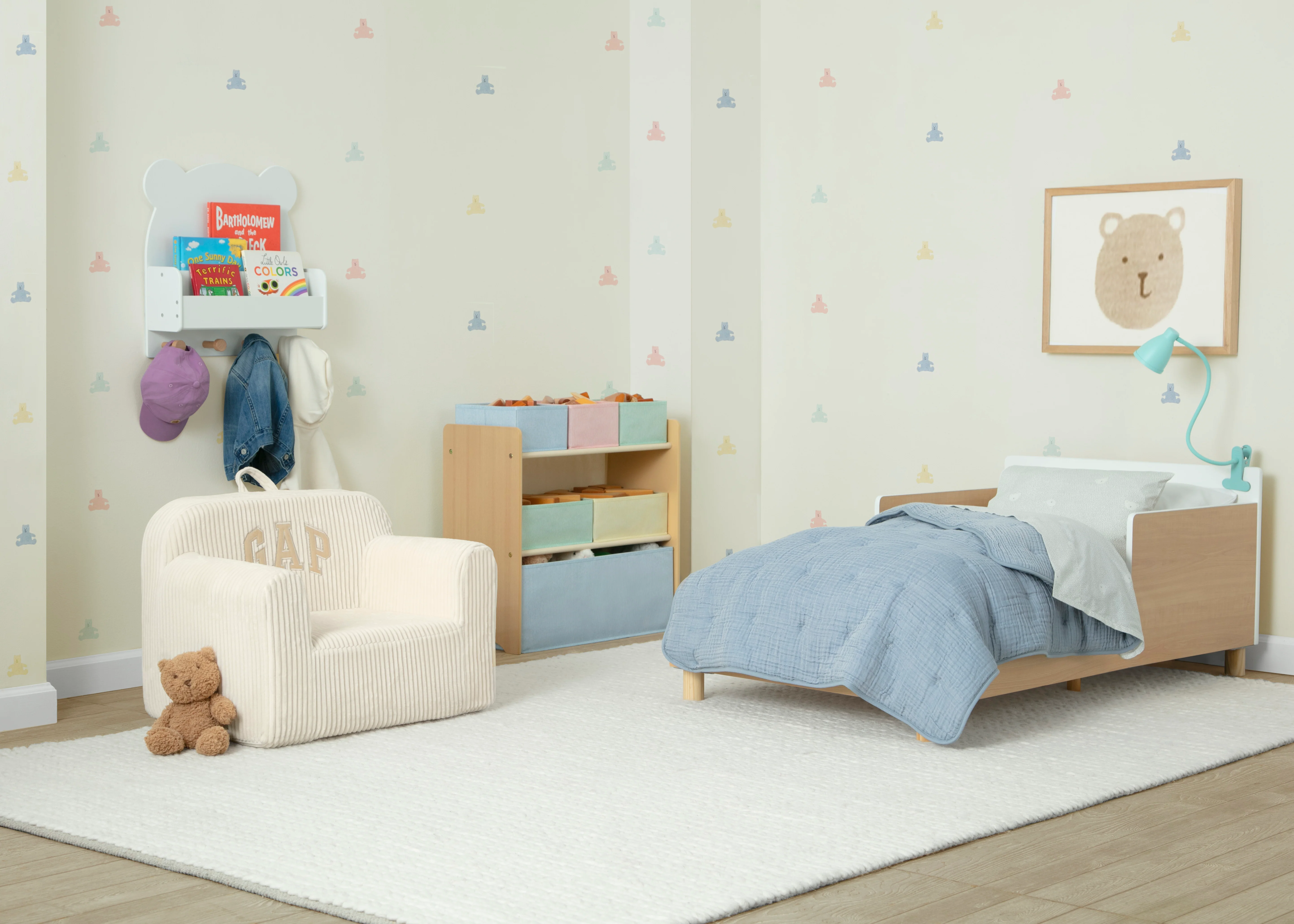 GapKids Wood Toddler Bed with Reversible Headboard - Image 11